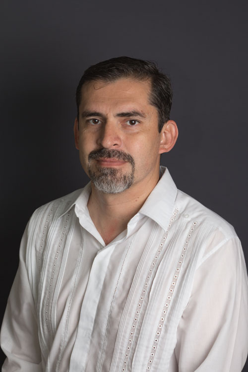 Dr. Iván Patricio Zabalaga Cespedes