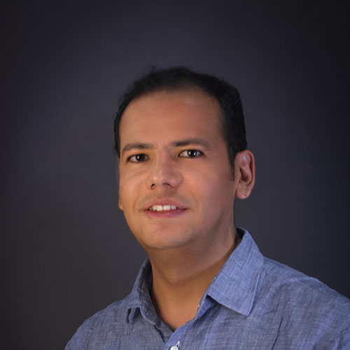 Dr. Victor Manuel Medina Quintana