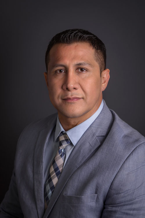 Dr. Simon Daniel Servin Uribe