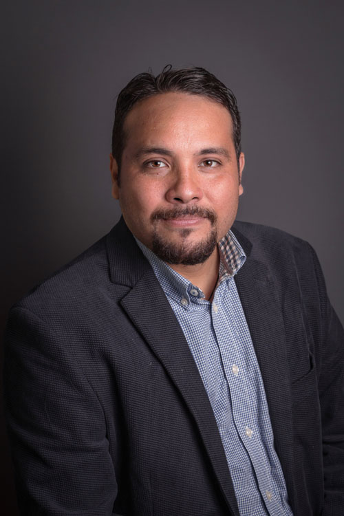 Dr. Carlos Lom Garcia