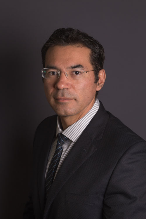 Dr. Hugo Gallegos Ballesteros