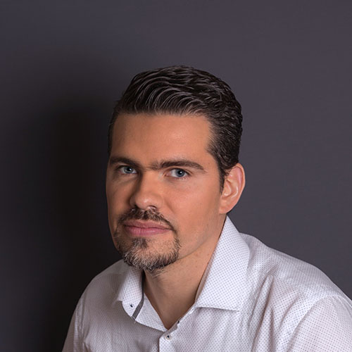 Dr. Valentin Zamudio Trujillo