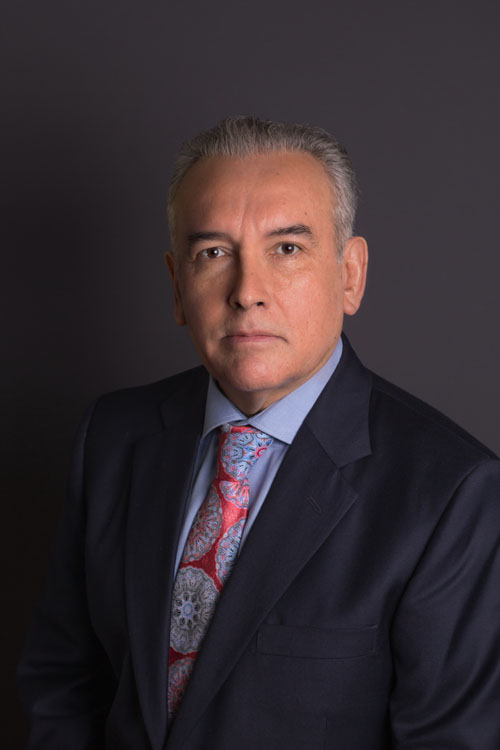 Dr. Adrián Amezcua-Majarrez Cortés