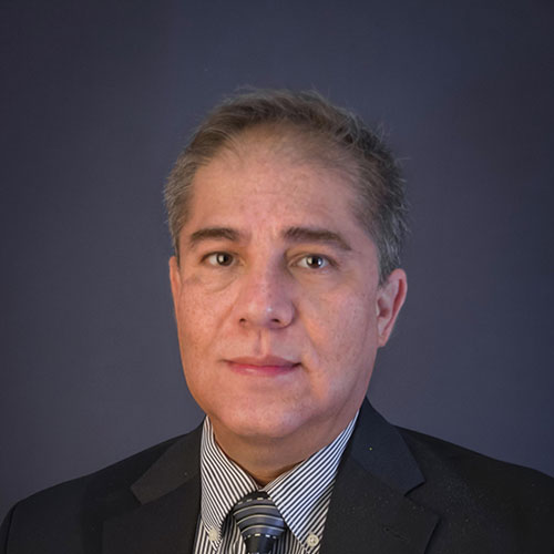 Dr. Eduardo Hernández González